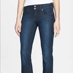 JEANS PAIGE Hidden Hills Bootcut SZ 12
